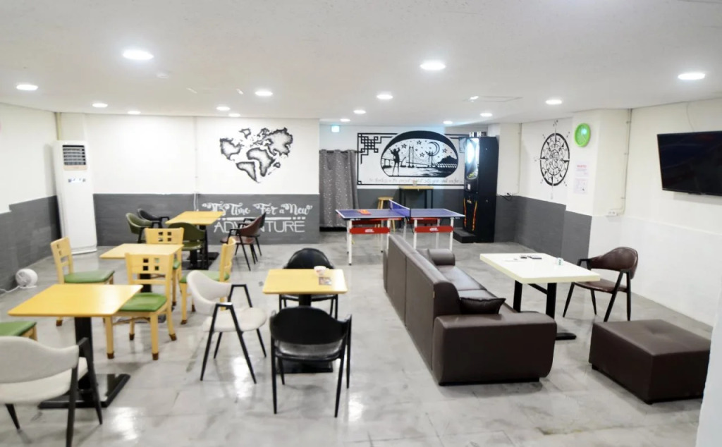 Kimchee Busan Station Guesthouse - Hostel
