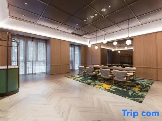 Orange Hotel (Yichun Station Wanda Plaza Store)