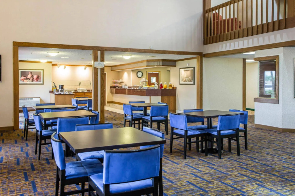 Howard Johnson by Wyndham Merrillville