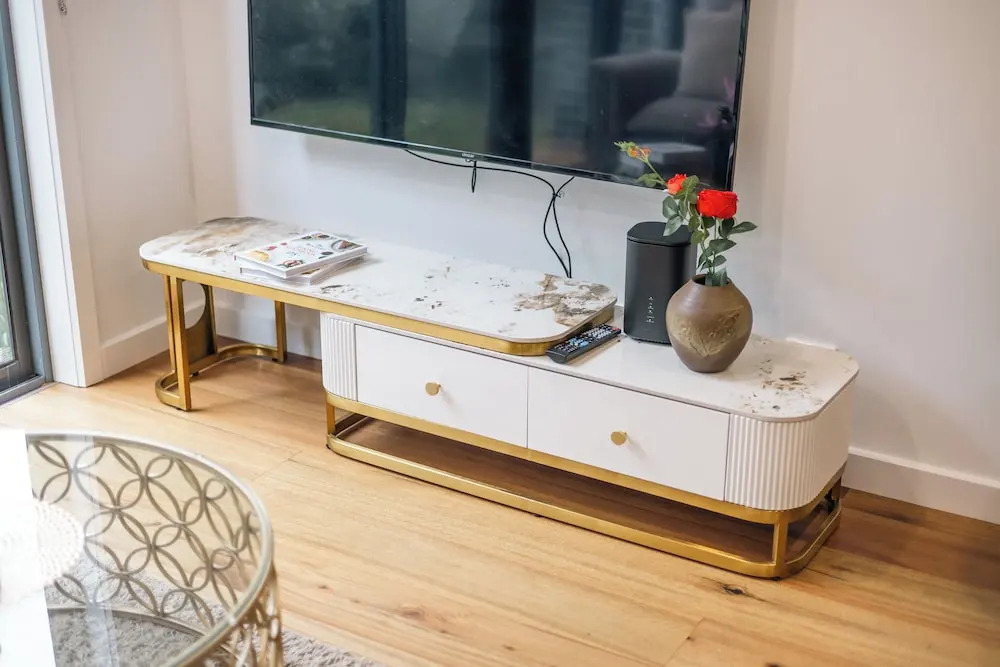 StayAU Stylish 4BR Home Ringwood