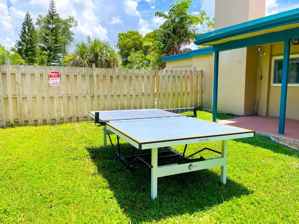 Stellar stay in wonderful 7bd villa Pool-Playground