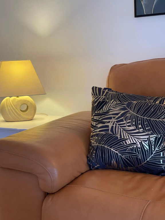 5 min Orient Bay, spacious condo - Idolem résidence unité 1 - 57 rue du Mont Vernon 1