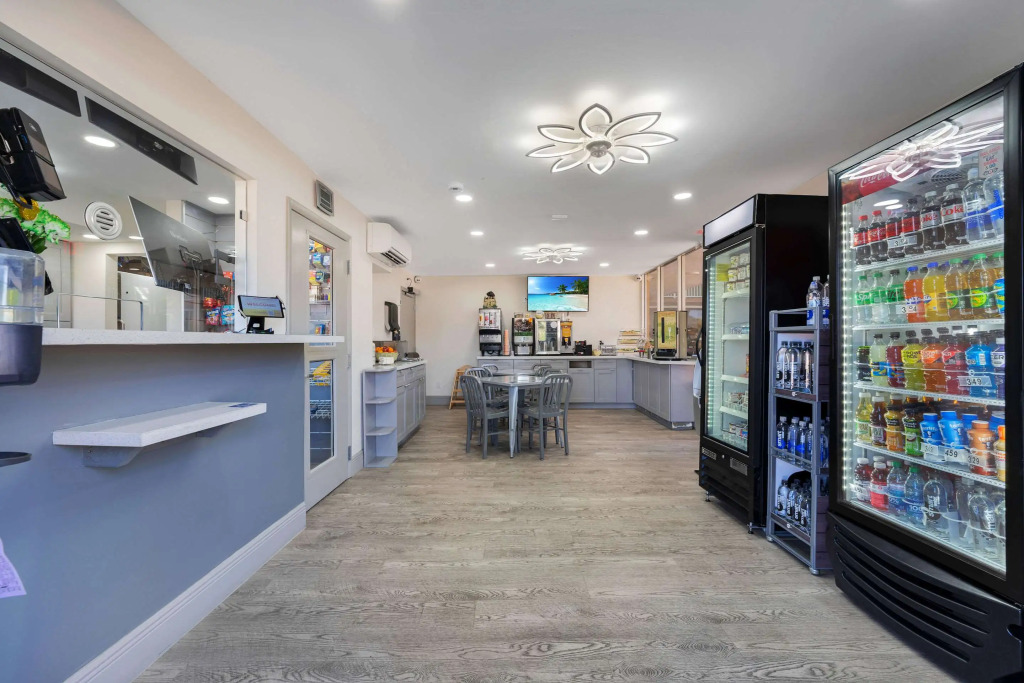 Quality Inn & Suites Airport-Cruise Port Hollywood