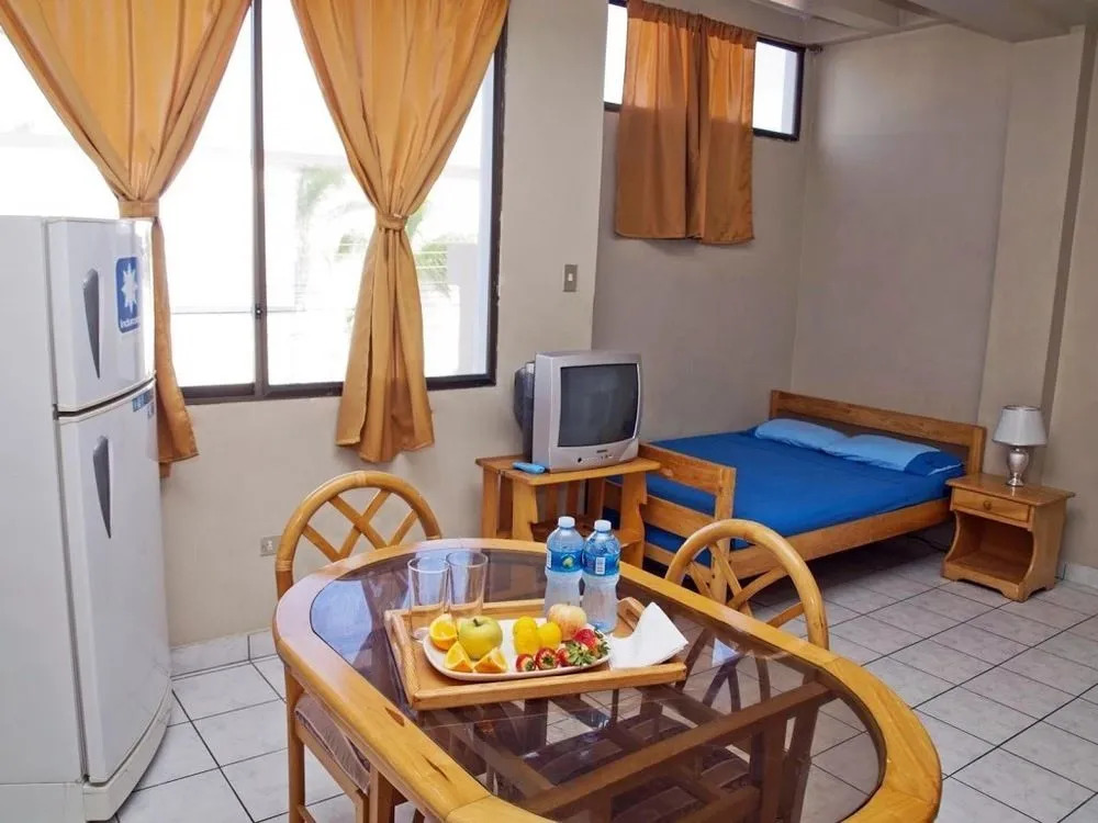 Hotel-Suites Costa de Oro