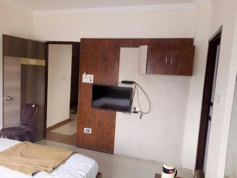 JK Rooms 133 Ankleshwar GIDC