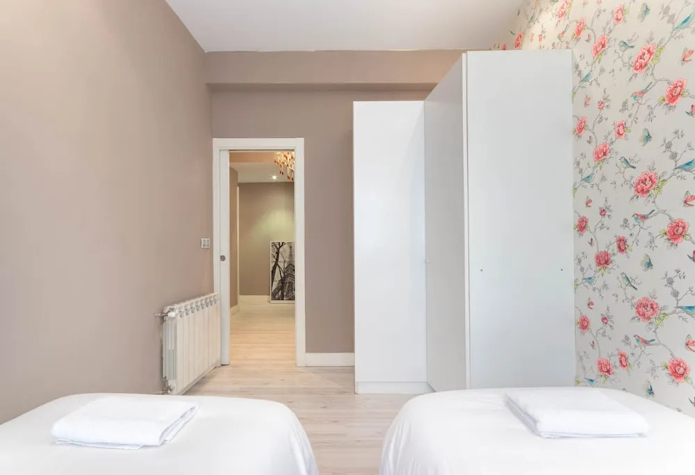 Volantin II Apartment by Aston Rentals