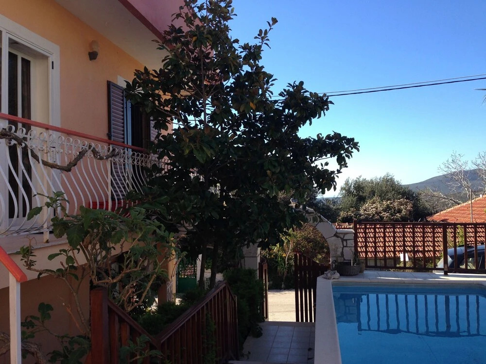 Oasis Complex