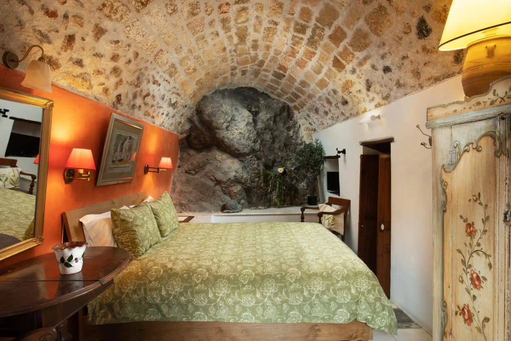 Dorovinis Monemvasia Castlehouses