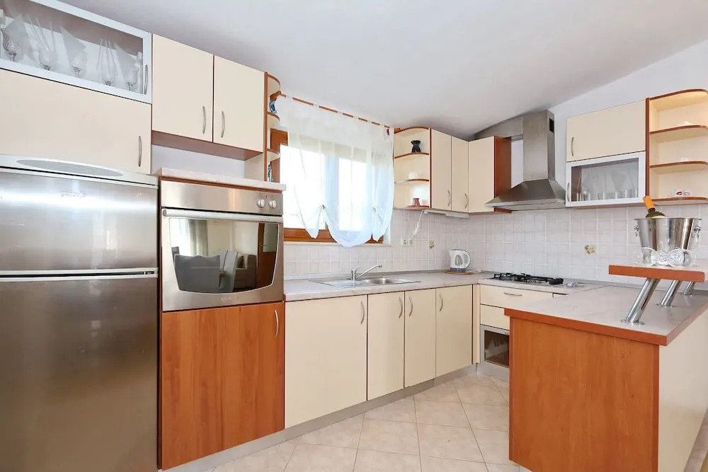 Apartments Goran
