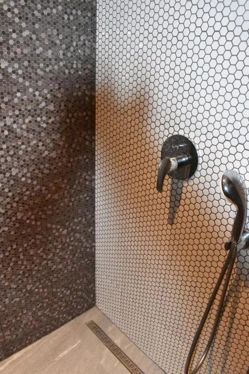 One Room Studio