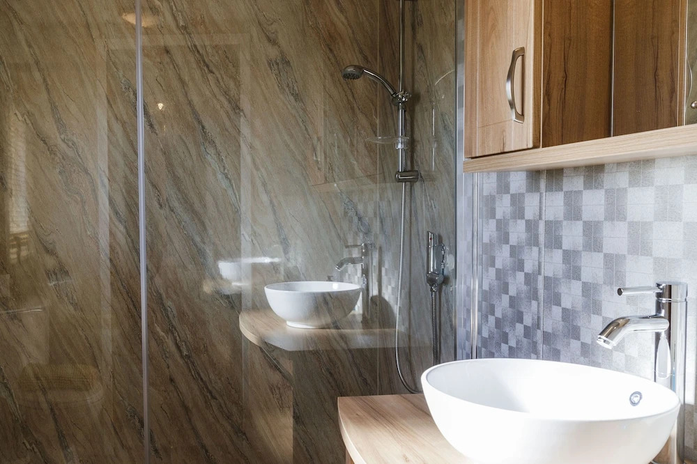 "Saltire Lodge 35 With Hot Tub At 5 Star Resort"