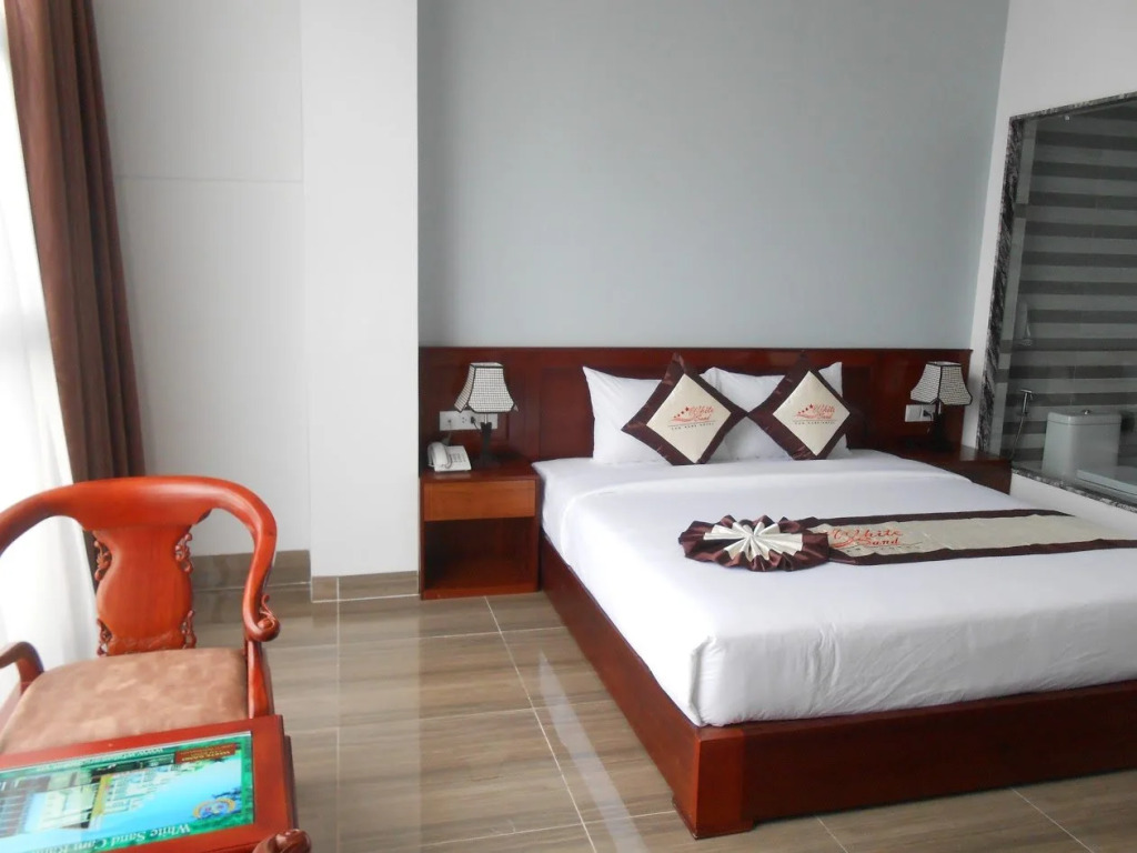 White Sand Cam Ranh Hotel