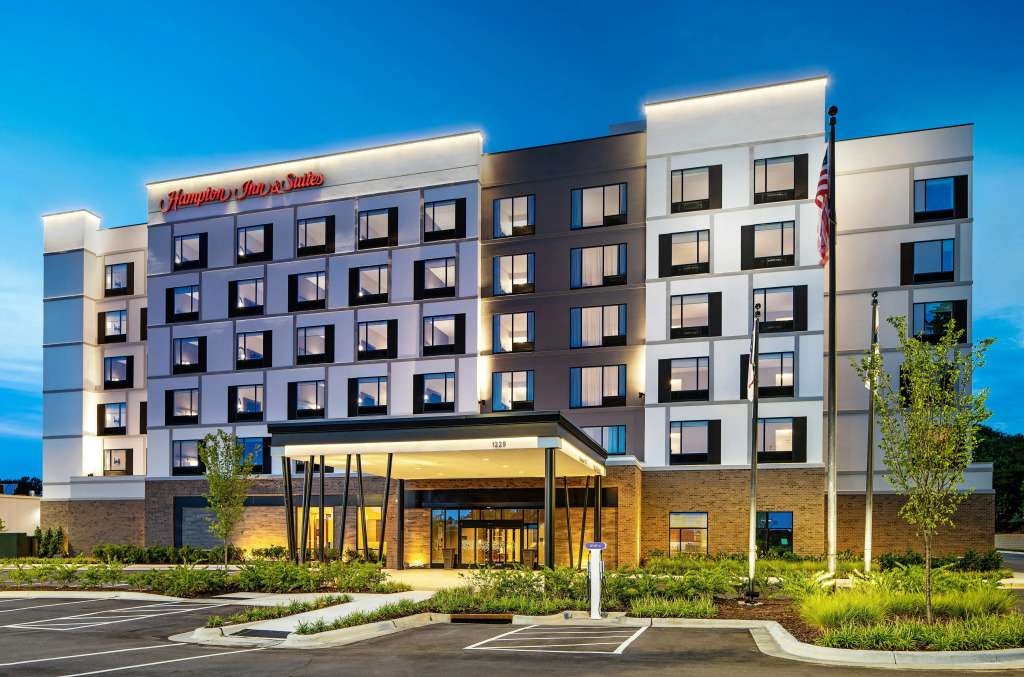 Hampton Inn & Suites Raleigh Midtown, NC