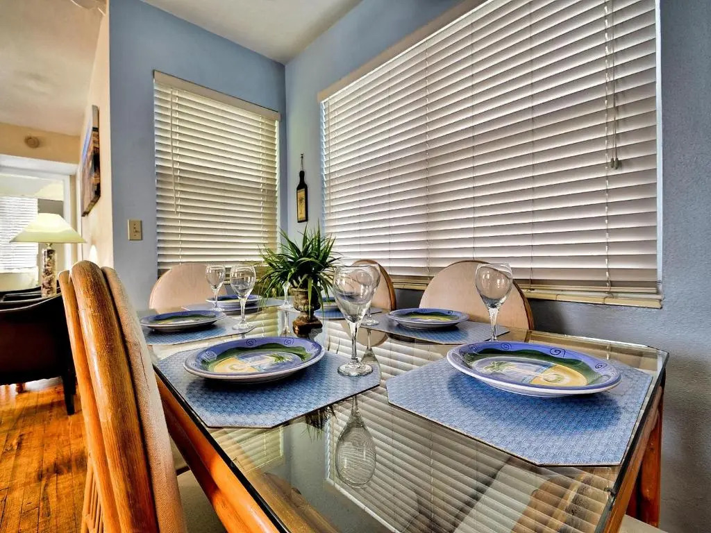 Palm Place 4- Royal Palm 621