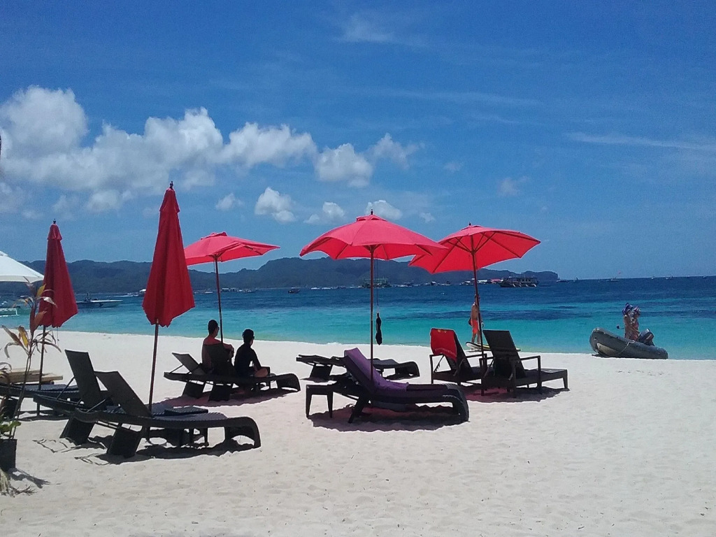 Kaiyana Boracay Beach Resort
