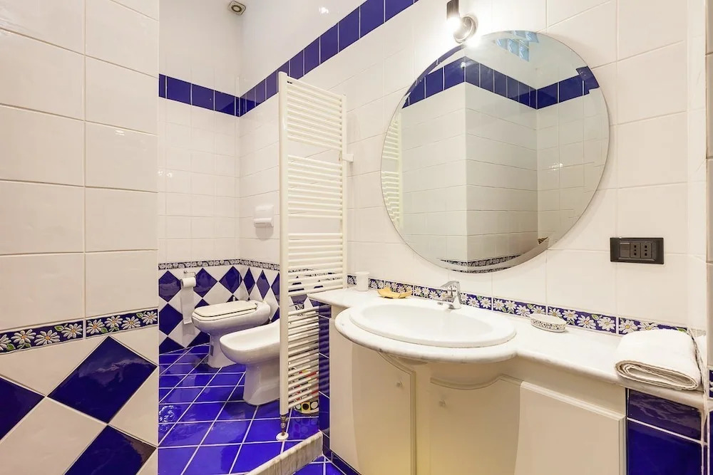 Apartment - Vico dei Maiorani BH 83