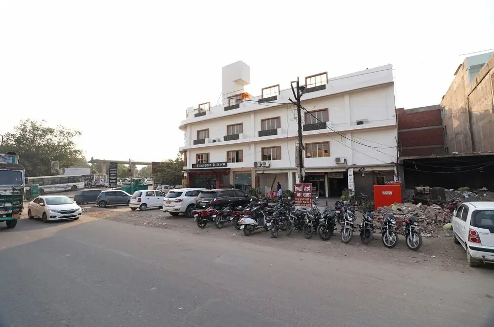 OYO 22239 The Rs Palace