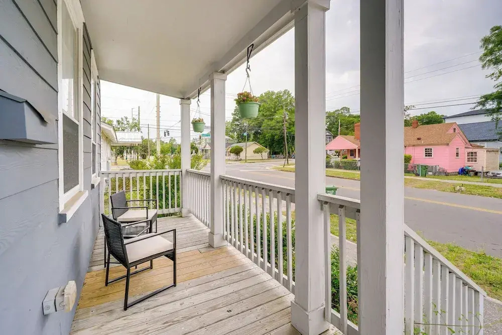 Wilmington Getaway Near Riverwalk + Downtown!