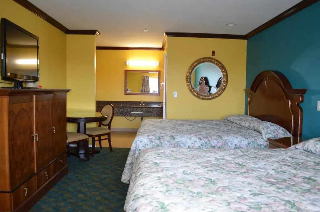Cloud 9 Inn LAX