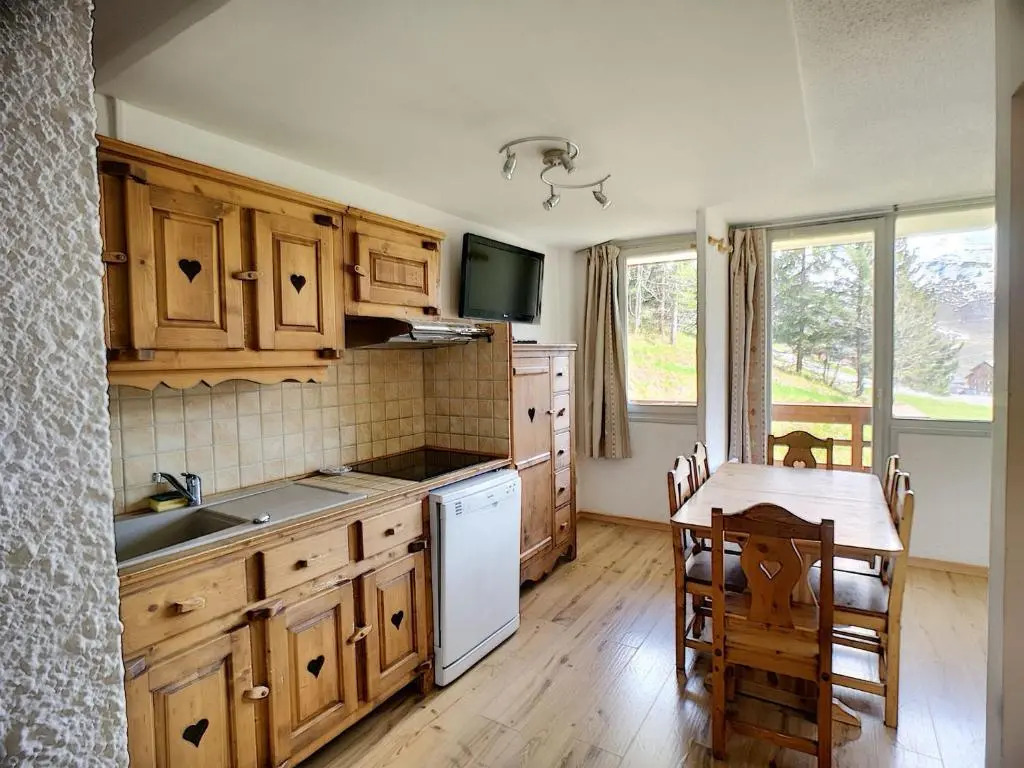 Appartement Les Menuires, 2 pièces, 6 personnes - FR-1-178-325