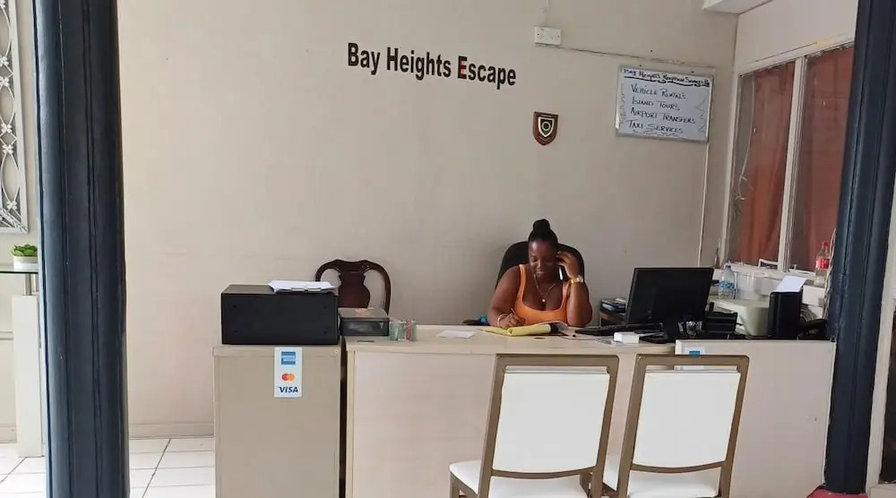 Bay Heights Escape Aparthotel