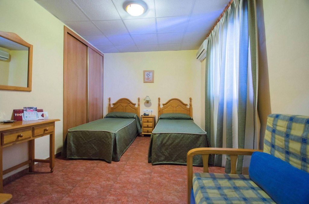 Отель Solymar