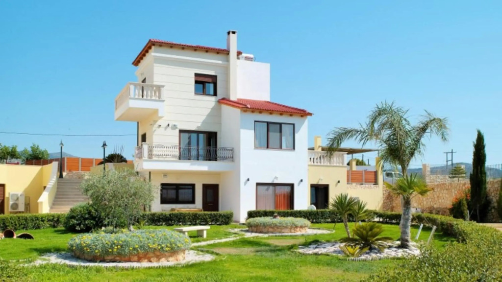 Sunshine Villa with Private Pool by Estia
