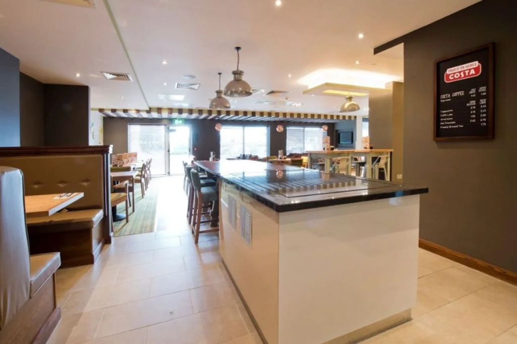 Premier Inn Honiton