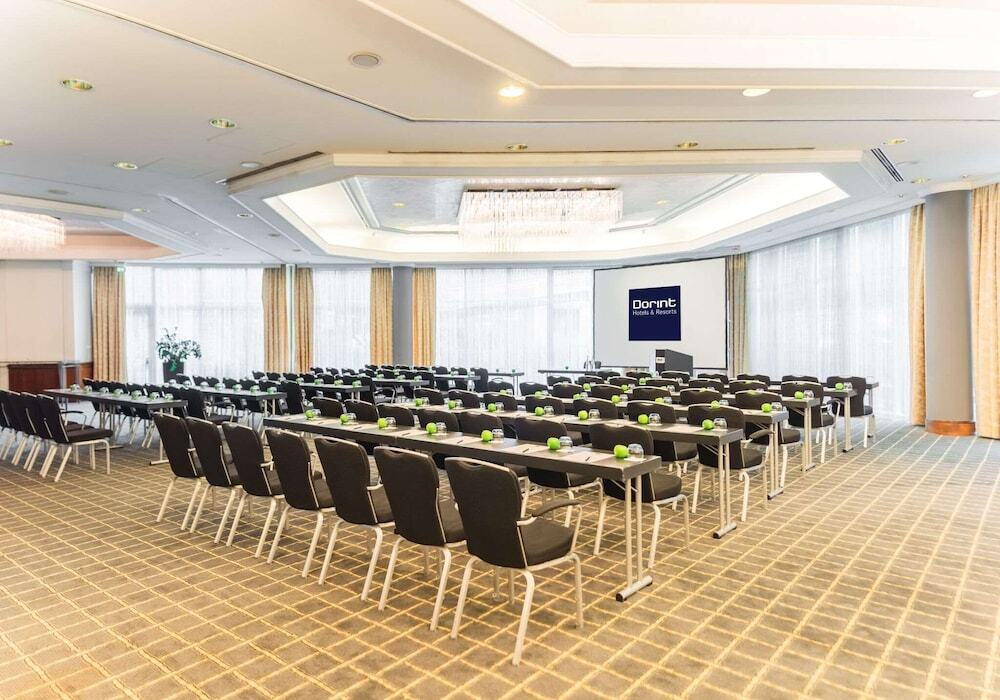 Grand Mercure