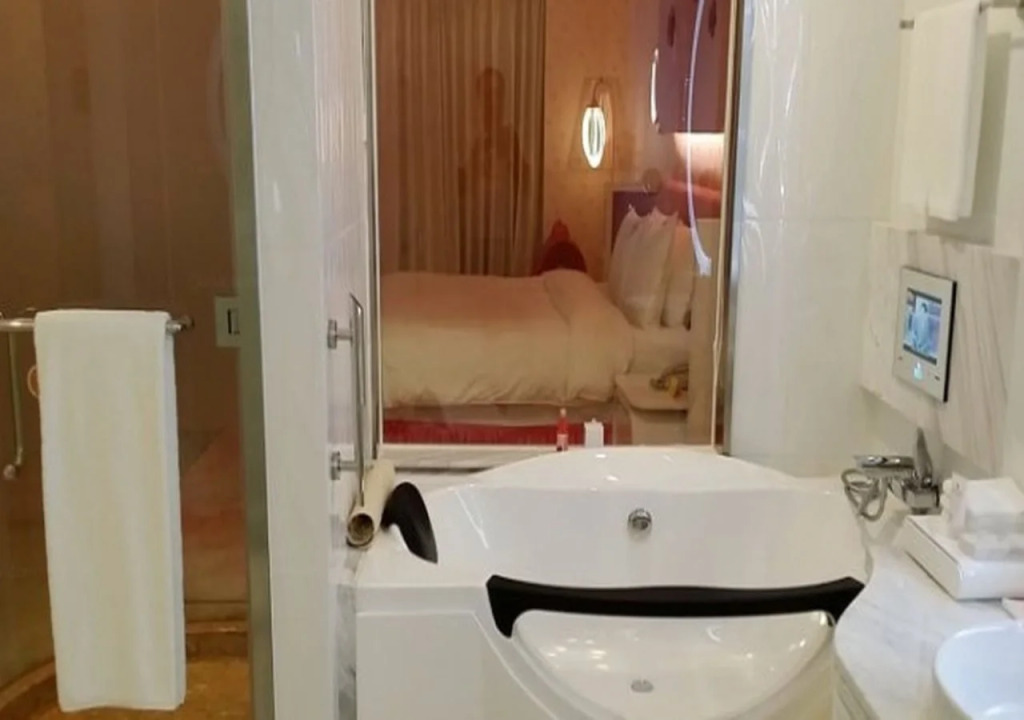Floloving Hotel