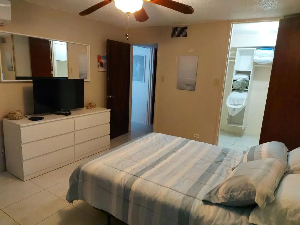 Coral Beach Isla Verde Beach Front Large 1 Bedroom Apt 208 Tower 1
