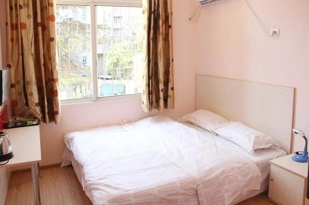 Wuhan Bingo Apartment