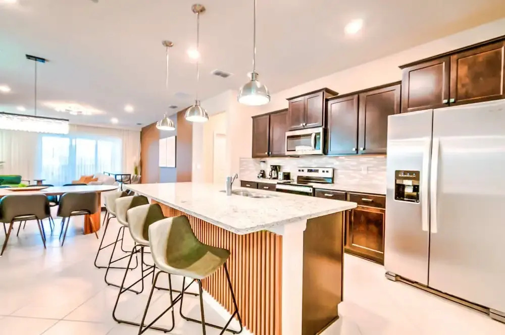 16239 7BR Stunning Home For Your Family Vacation