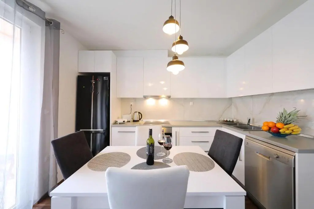 Apartment S