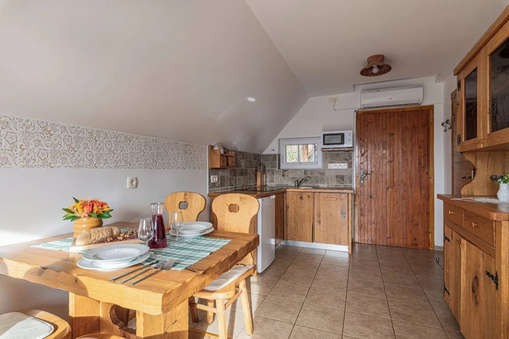Vineyard Cottage Rataj 2