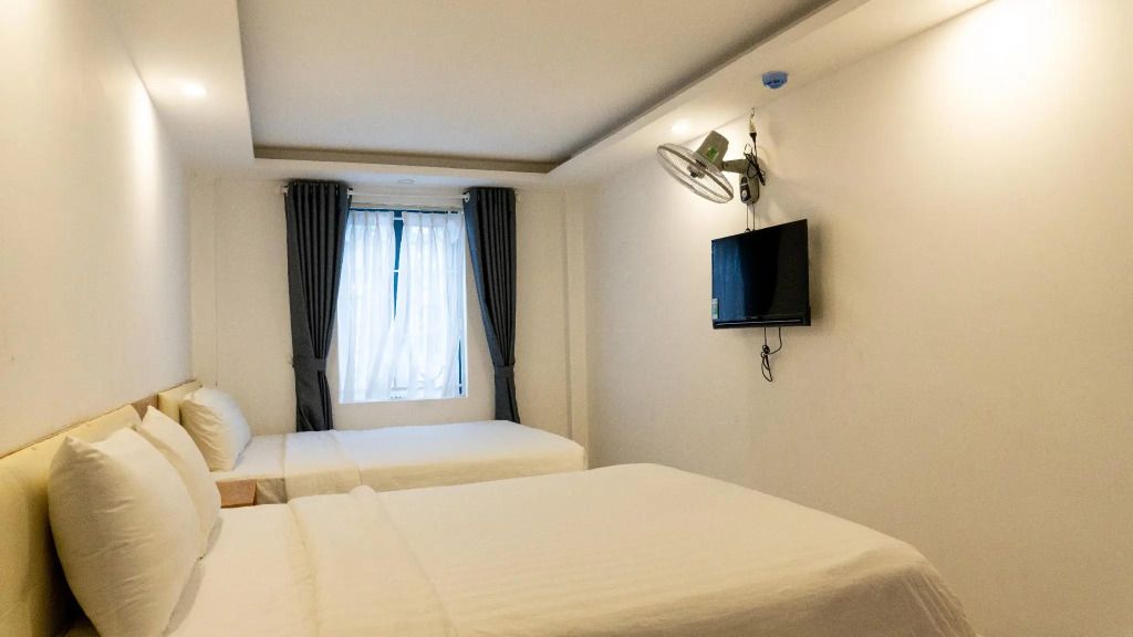 Prince Hotel