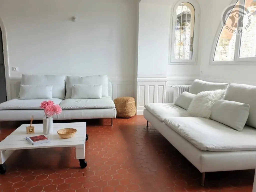 Gîte rénové de charme avec parc, étang, proche de Paris et Versailles - FR-1-527-11
