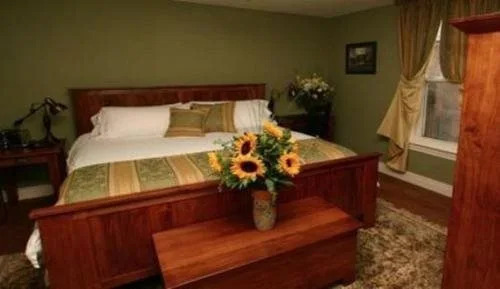 Bayside Inn