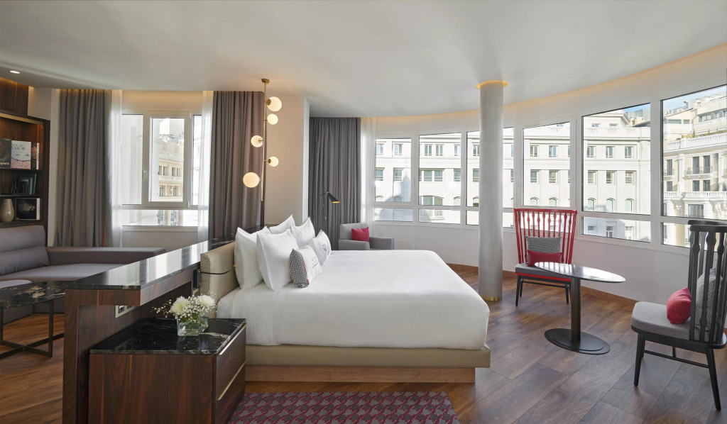 Отель Hyatt Centric Gran Via Madrid