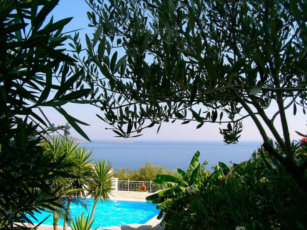 Anthemoessa Villas