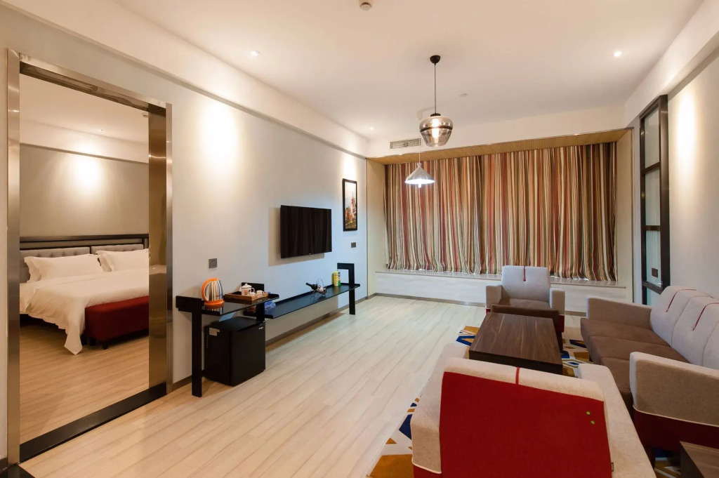 Vienna International Hotel (Foshan Yongrun Plaza)