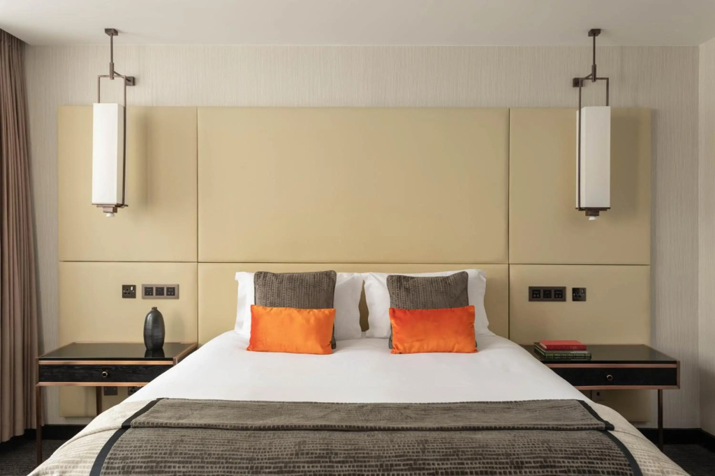 Montcalm Royal London House, Autograph Collection