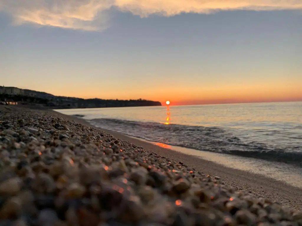 A 300 passi dal mare