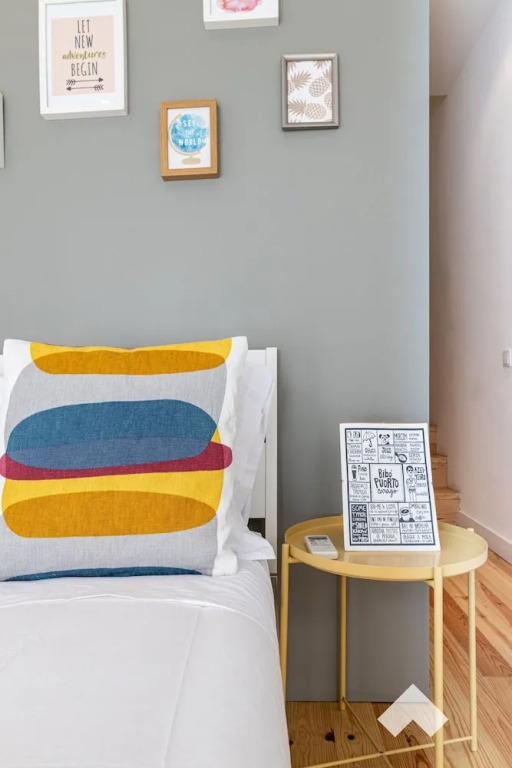 Mitch1 · Spacious Duplex in Porto's Downtown A/C