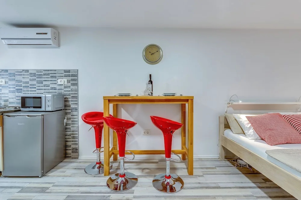 Small, sweet & cosy apartments