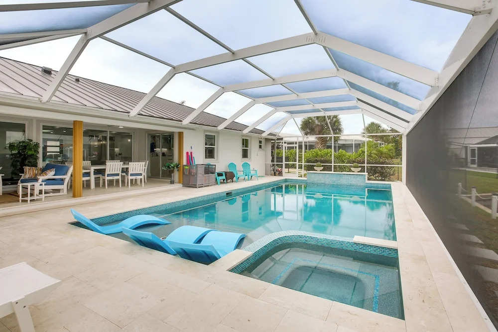 Luxe Canal Home 2 King Suites Huge Salt Pool