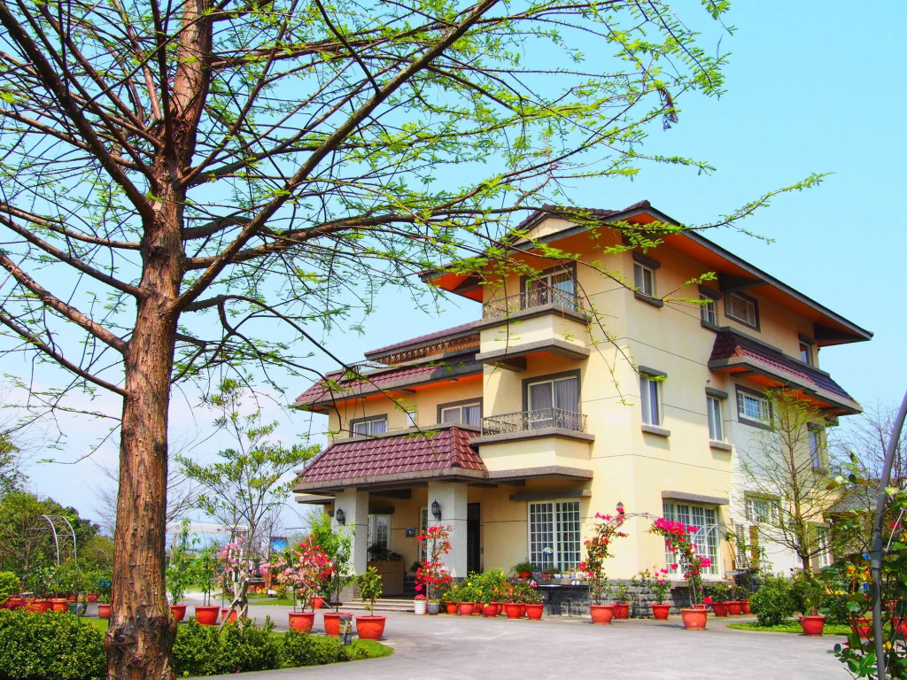 Elegance House