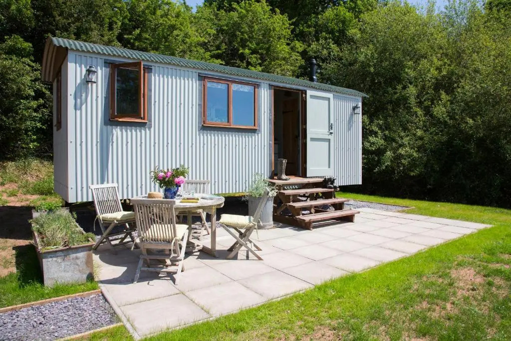 Little Idyll shepherds hut