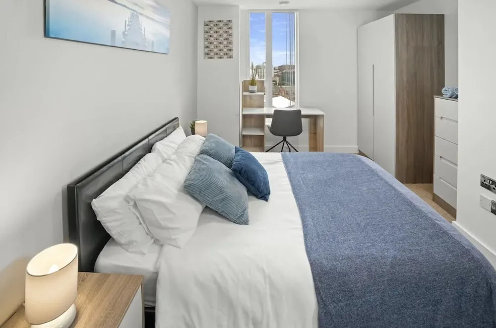 Inviting 2-bed Apartment in Manchester