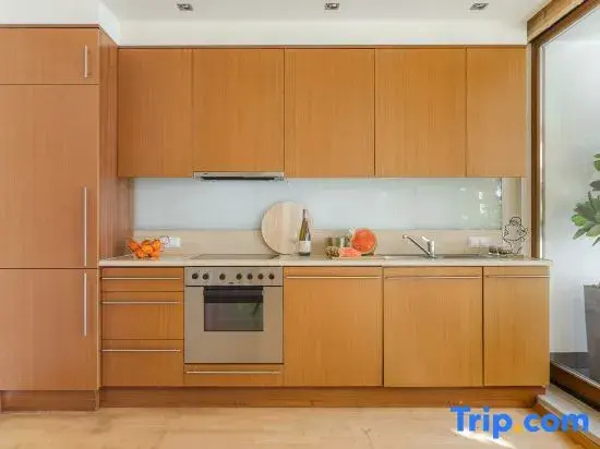 Lumina luxury 3-rooms apart in Warsaw